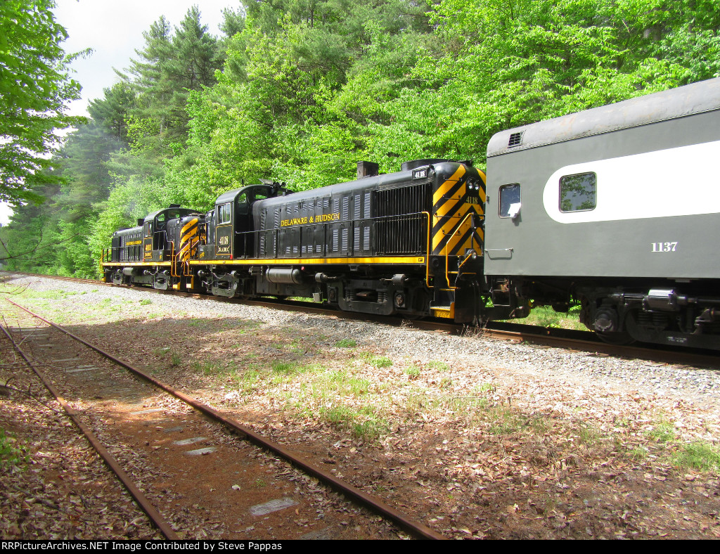 Delaware & Hudson RS-3s on the Saratoga Corinth & Hudson